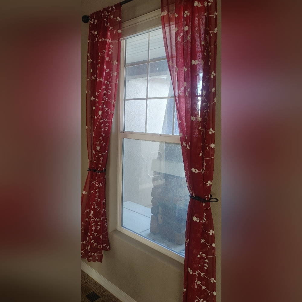 Elegant Red Floral Curtains (53×85")